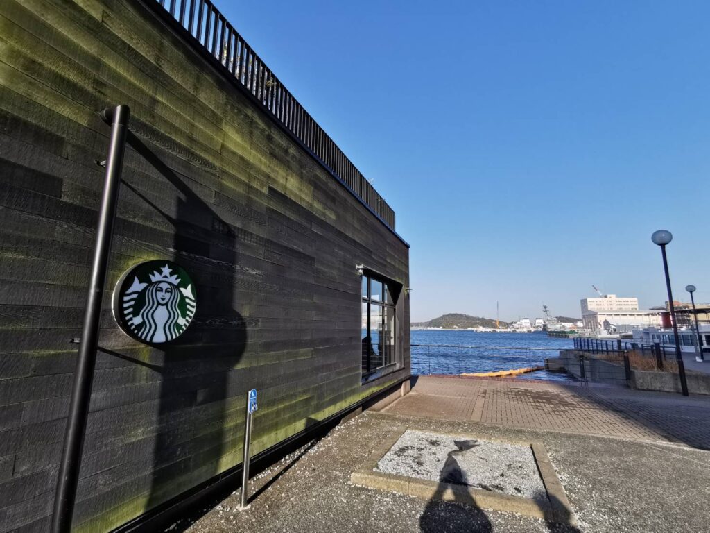 スターバックスコーヒー コースカベイサイドストアーズ店
