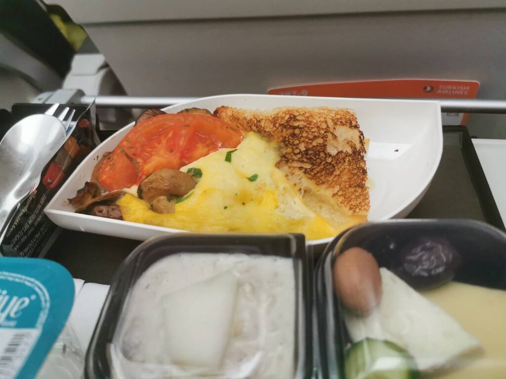 2回目のターキッシュエアラインズの機内食