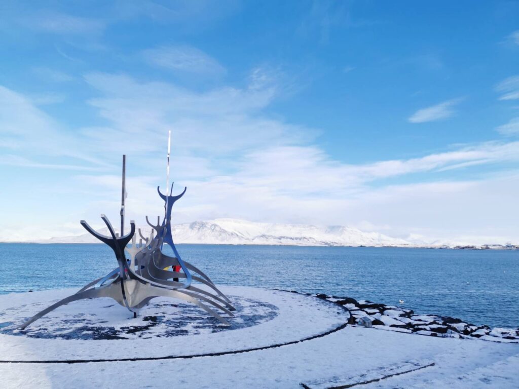 レイキャヴィークの海岸線