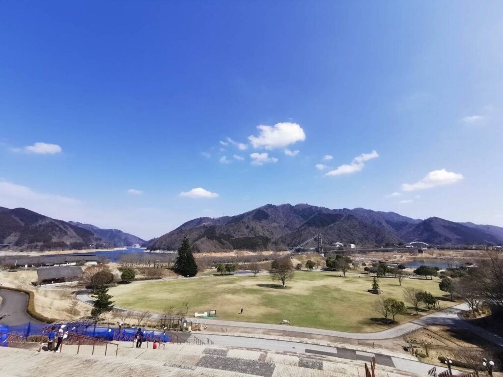 宮ケ瀬湖畔園地