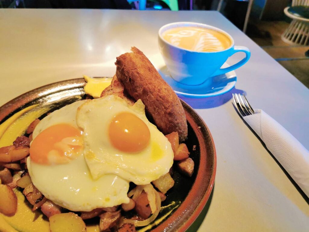 リソカフェのベーコンランチ